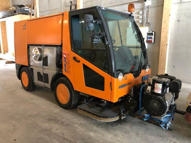 AEBI SCHMIDT Úttisztító - Мотометачна машина: снимка 1 AEBI SCHMIDT Úttisztító - Мотометачна машина: снимка 1