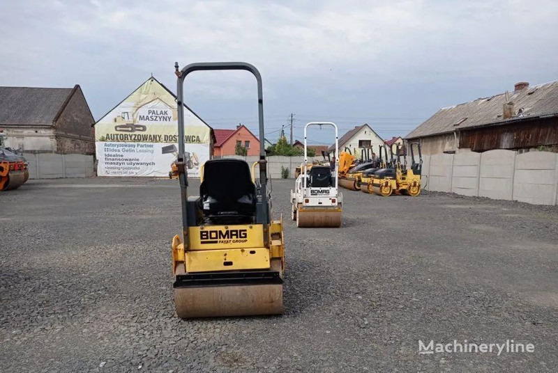 Bomag BW 100 road roller - Валяк: снимка 2 Bomag BW 100 road roller - Валяк: снимка 2