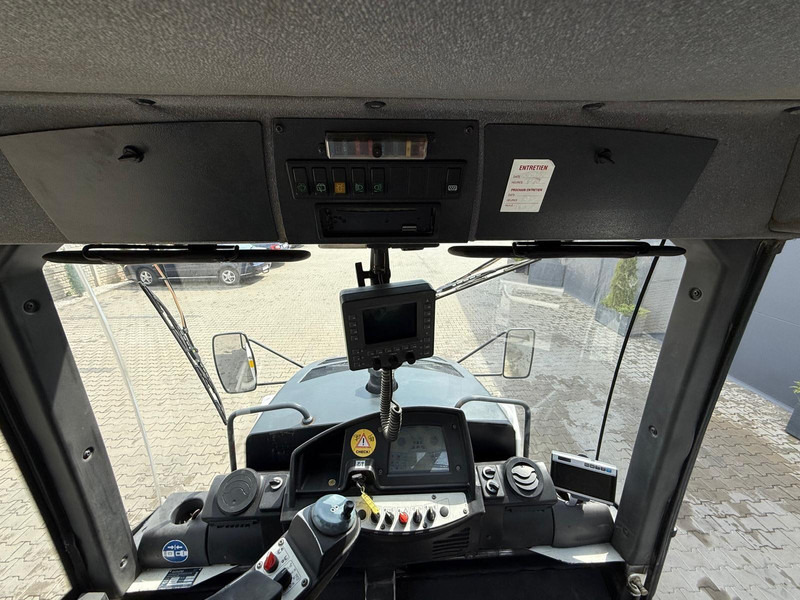 Валяк Bomag Walec wibracyjny BOMAG BW 174 AP - AM // Klimatyzacja: снимка 7