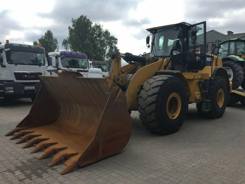 Caterpillar 966 K - Колесен товарач: снимка 1 Caterpillar 966 K - Колесен товарач: снимка 1