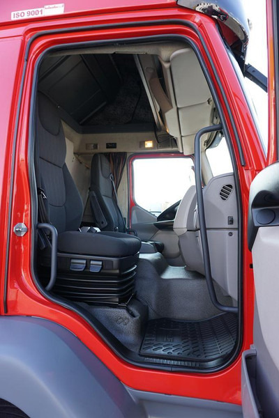 Камион с брезент DAF LF / 260 / ACC / E 6 / FIRANKA / 22 PALETY / DŁ. 8,85 M: снимка 8