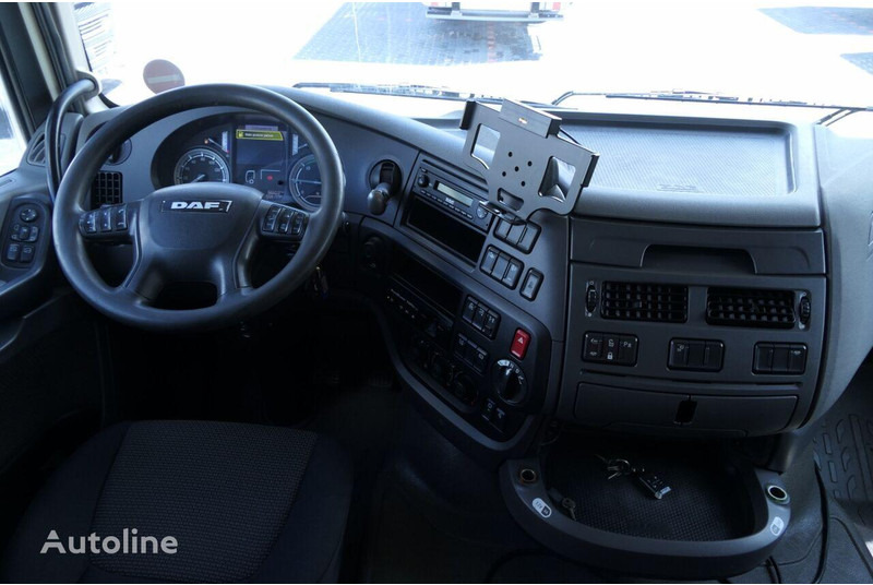Бордови камион, Камион с кран DAF XF 460: снимка 19 Бордови камион, Камион с кран DAF XF 460: снимка 19