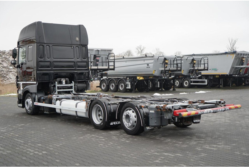 DAF XF 480 / BDF / 6X2 / / SSC / I-PARK COOL / OŚ PODNOSZONA / WECON - Контейнеровоз/ Сменна каросерия камион: снимка 5 DAF XF 480 / BDF / 6X2 / / SSC / I-PARK COOL / OŚ PODNOSZONA / WECON - Контейнеровоз/ Сменна каросерия камион: снимка 5