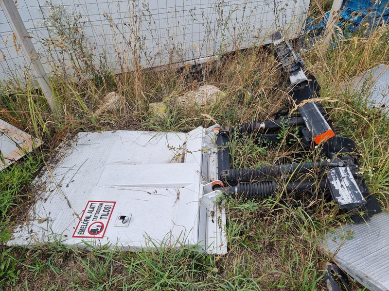 Dhollandia fél emelőhátfalak - DH 750 kg more pieces - Падащ борд за Камион: снимка 5 Dhollandia fél emelőhátfalak - DH 750 kg more pieces - Падащ борд за Камион: снимка 5