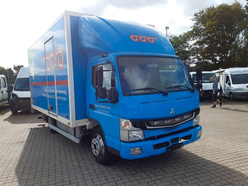 FUSO E CANTER 7C18 E 4X2 - Камион фургон: снимка 1 FUSO E CANTER 7C18 E 4X2 - Камион фургон: снимка 1