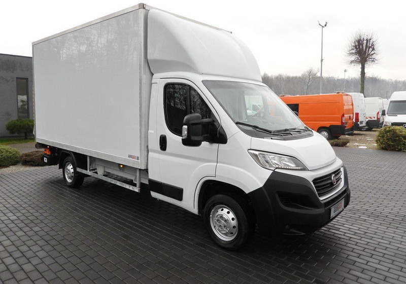 Fiat Ducato - Лекотоварен автомобил фургон: снимка 4 Fiat Ducato - Лекотоварен автомобил фургон: снимка 4