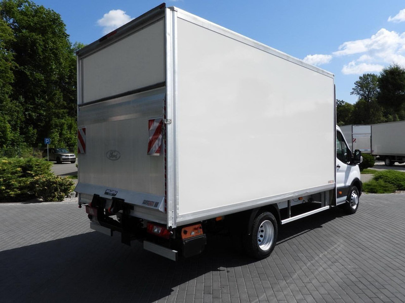 Ford TRANSIT KONTENER WINDA 8 PALET TEMPOMAT LEDY BLIŹNIACZE KOŁA KLI - Камион фургон: снимка 3 Ford TRANSIT KONTENER WINDA 8 PALET TEMPOMAT LEDY BLIŹNIACZE KOŁA KLI - Камион фургон: снимка 3