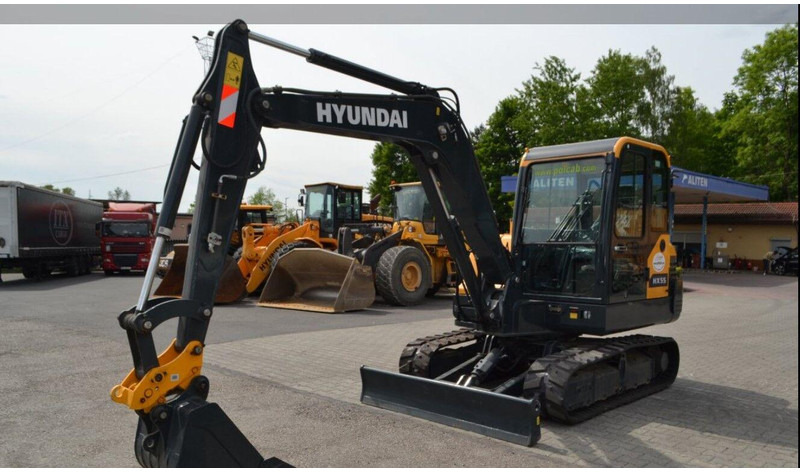Hyundai HX55 Mini lánctalpas forgókotró - Мини багер: снимка 3 Hyundai HX55 Mini lánctalpas forgókotró - Мини багер: снимка 3