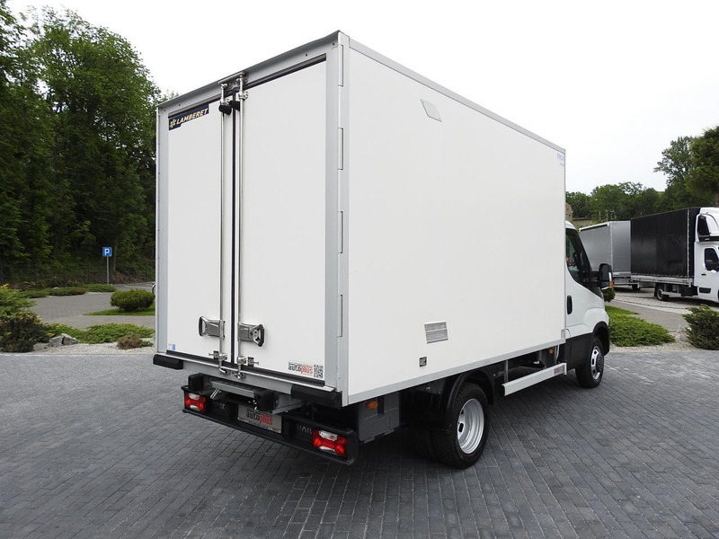 Iveco DAILY 35C15 KONTENER CHŁODNIA -12*C ZASILANIE 230V TEMPOMAT KLIM - Хладилен бус: снимка 3 Iveco DAILY 35C15 KONTENER CHŁODNIA -12*C ZASILANIE 230V TEMPOMAT KLIM - Хладилен бус: снимка 3