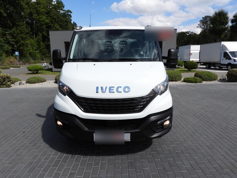 Iveco DAILY 35C16 WYWROTKA PODWÓJNA KABINA DOKA 6 MIEJSC TEMPOMAT NAWI - Бус самосвал: снимка 5 Iveco DAILY 35C16 WYWROTKA PODWÓJNA KABINA DOKA 6 MIEJSC TEMPOMAT NAWI - Бус самосвал: снимка 5