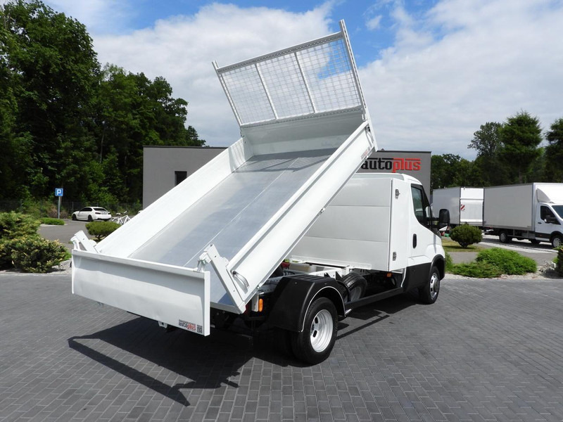 Iveco DAILY 35C16 WYWROTKA TEMPOMAT BLIŹNIACZE KOŁA KLIMATYZACJA 160K - Бус самосвал: снимка 3 Iveco DAILY 35C16 WYWROTKA TEMPOMAT BLIŹNIACZE KOŁA KLIMATYZACJA 160K - Бус самосвал: снимка 3