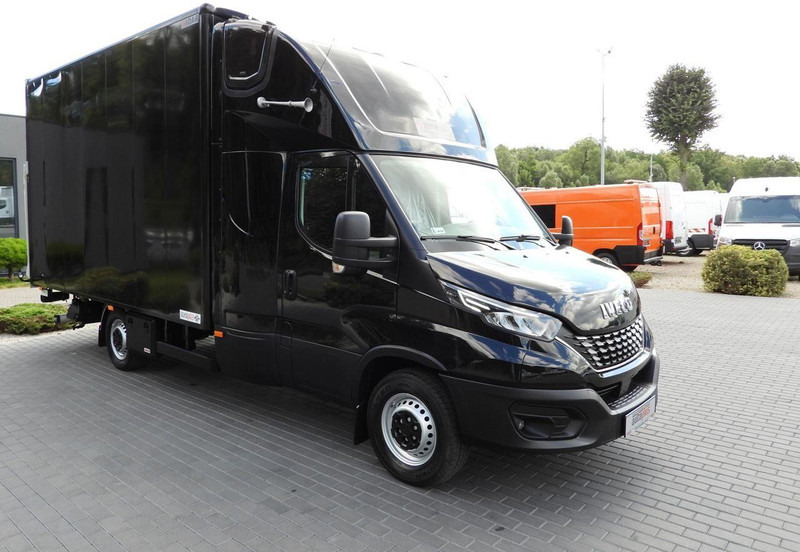 Iveco DAILY 35S18 KONTENER WINDA 8 PALET WEBASTO TEMPOMAT NAWIGACJA LE - Лекотоварен автомобил фургон: снимка 4 Iveco DAILY 35S18 KONTENER WINDA 8 PALET WEBASTO TEMPOMAT NAWIGACJA LE - Лекотоварен автомобил фургон: снимка 4