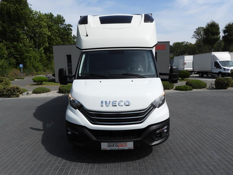 Iveco DAILY 35S18 PLANDEKA WINDA 8 PALET TEMPOMAT KLIMATYZACJA  180KM - Брезентов бус: снимка 5 Iveco DAILY 35S18 PLANDEKA WINDA 8 PALET TEMPOMAT KLIMATYZACJA  180KM - Брезентов бус: снимка 5