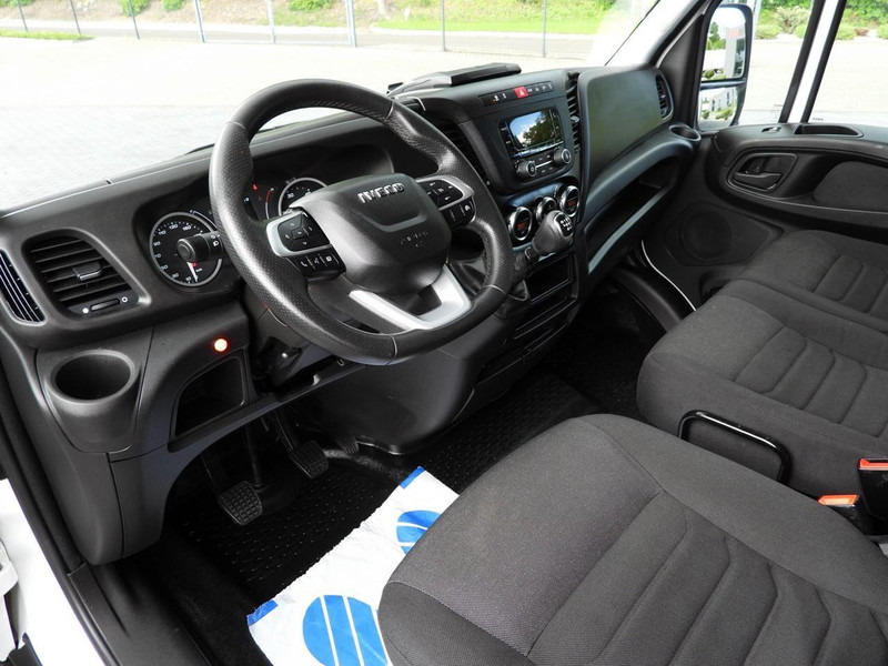 Iveco DAILY 35S18 PLANDEKA WINDA 8 PALET WEBASTO TEMPOMAT KLIMATYZACJA - Брезентов бус: снимка 2 Iveco DAILY 35S18 PLANDEKA WINDA 8 PALET WEBASTO TEMPOMAT KLIMATYZACJA - Брезентов бус: снимка 2