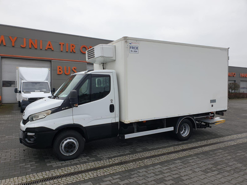 Iveco DAILY 60C15 60-150 TWO-CHAMBER REFRIGERATOR CONTAINER ISOTHERM F - Хладилен бус: снимка 3 Iveco DAILY 60C15 60-150 TWO-CHAMBER REFRIGERATOR CONTAINER ISOTHERM F - Хладилен бус: снимка 3