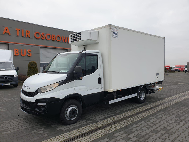 Iveco DAILY 60C15 60-150 TWO-CHAMBER REFRIGERATOR CONTAINER ISOTHERM F - Хладилен бус: снимка 2 Iveco DAILY 60C15 60-150 TWO-CHAMBER REFRIGERATOR CONTAINER ISOTHERM F - Хладилен бус: снимка 2