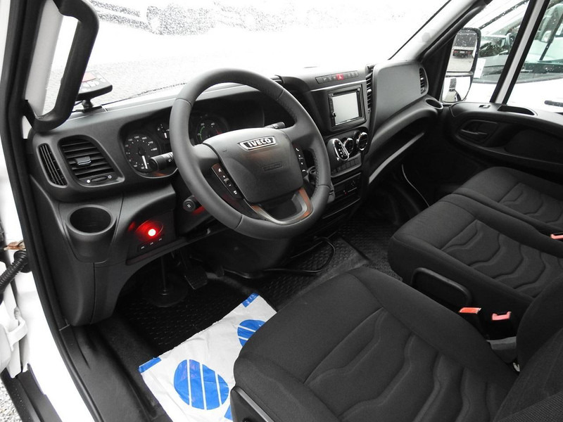 Iveco DAILY 70C17 CHŁODNIA 0*C WINDA 9 PALET ZASILANIE 230V TEMPOMAT K - Хладилен бус: снимка 2 Iveco DAILY 70C17 CHŁODNIA 0*C WINDA 9 PALET ZASILANIE 230V TEMPOMAT K - Хладилен бус: снимка 2