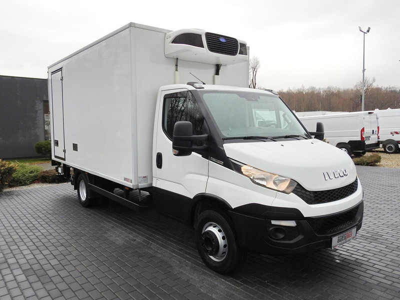 Iveco DAILY 70C17 CHŁODNIA 0*C WINDA 9 PALET ZASILANIE 230V TEMPOMAT K - Хладилен бус: снимка 4 Iveco DAILY 70C17 CHŁODNIA 0*C WINDA 9 PALET ZASILANIE 230V TEMPOMAT K - Хладилен бус: снимка 4