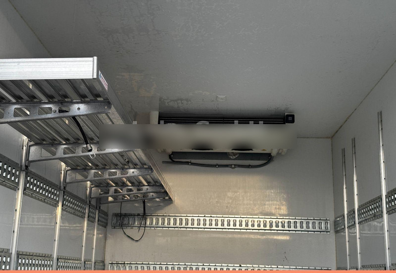 Хладилен бус Iveco Daily 35C14 Carier Xr 350 EURO 6D: снимка 11