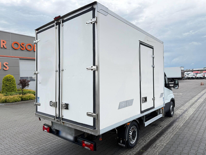 Iveco Daily 35S15 3.0 Diesel Kontener 3x Drzwi Chłodnia Izoterma Therm - Хладилен бус: снимка 4 Iveco Daily 35S15 3.0 Diesel Kontener 3x Drzwi Chłodnia Izoterma Therm - Хладилен бус: снимка 4