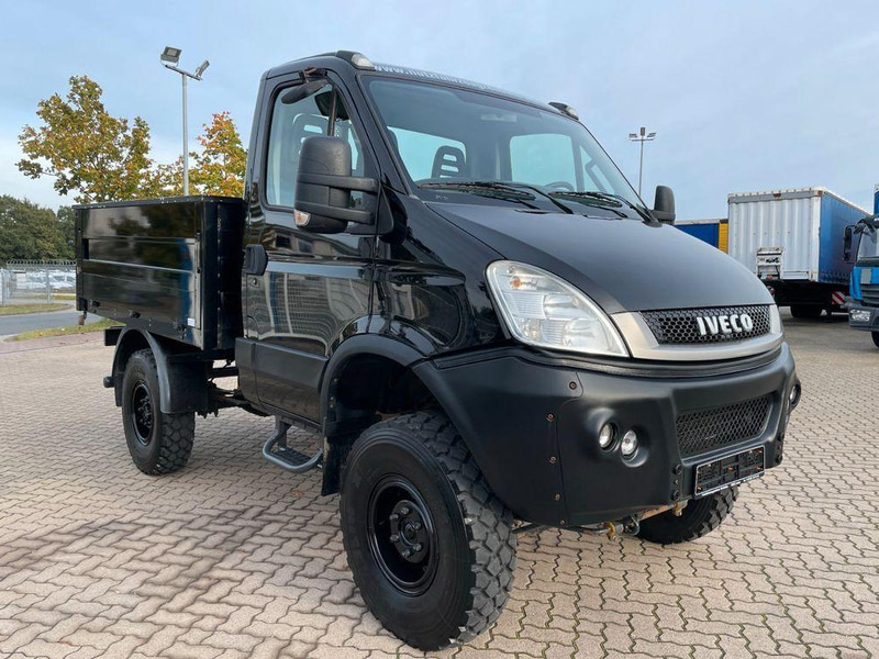 Iveco Daily 35S17 Flatbed 4x4 - Бордови бус: снимка 1 Iveco Daily 35S17 Flatbed 4x4 - Бордови бус: снимка 1