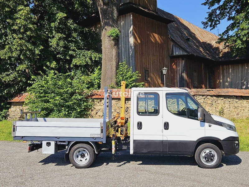 Iveco Daily 35c-15 Doka flatbed + crane Effer - Бордови бус, Бус с двойна кабина: снимка 5 Iveco Daily 35c-15 Doka flatbed + crane Effer - Бордови бус, Бус с двойна кабина: снимка 5