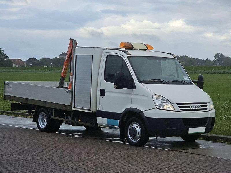 Iveco Daily 40C15 - Flatbed + crane - Бордови камион, Камион с кран: снимка 2 Iveco Daily 40C15 - Flatbed + crane - Бордови камион, Камион с кран: снимка 2