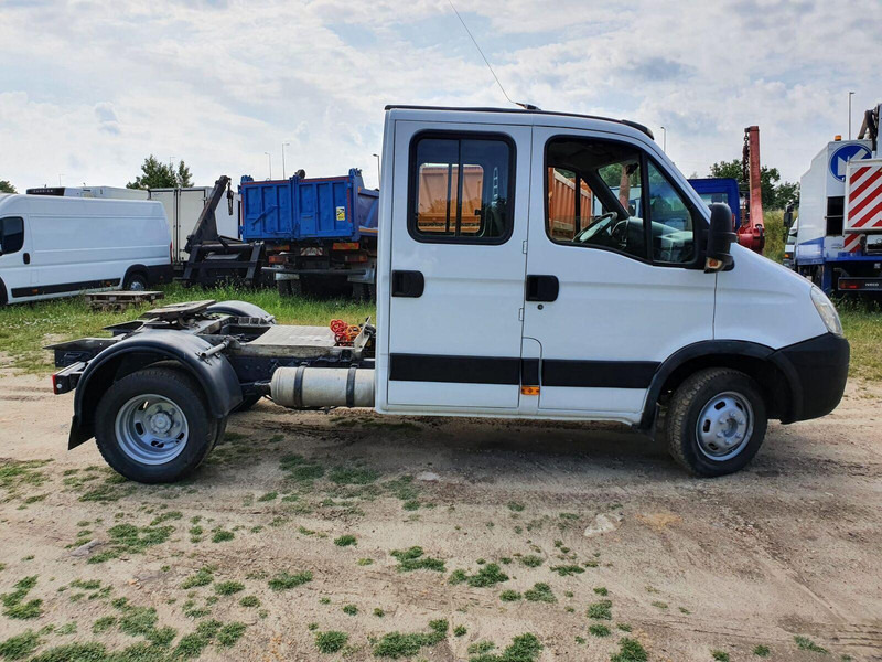 Iveco Daily 50C17 DOKA BE Mini Trekker - SZM - 3.5t - Лекотоварен влекач, Бус с двойна кабина: снимка 4 Iveco Daily 50C17 DOKA BE Mini Trekker - SZM - 3.5t - Лекотоварен влекач, Бус с двойна кабина: снимка 4