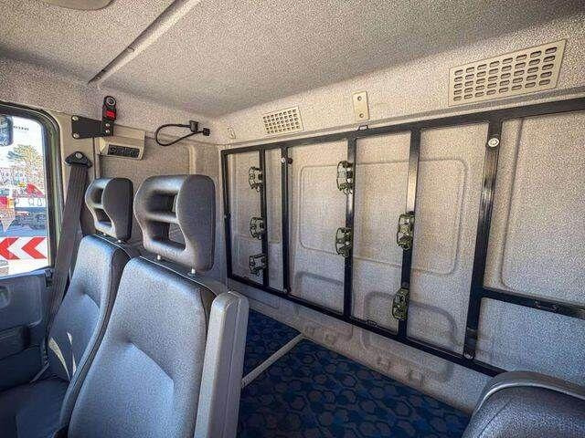 Шаси кабина, Камион с кран Iveco EUROCARGO 4x4 Offroad Camper Winde: снимка 12