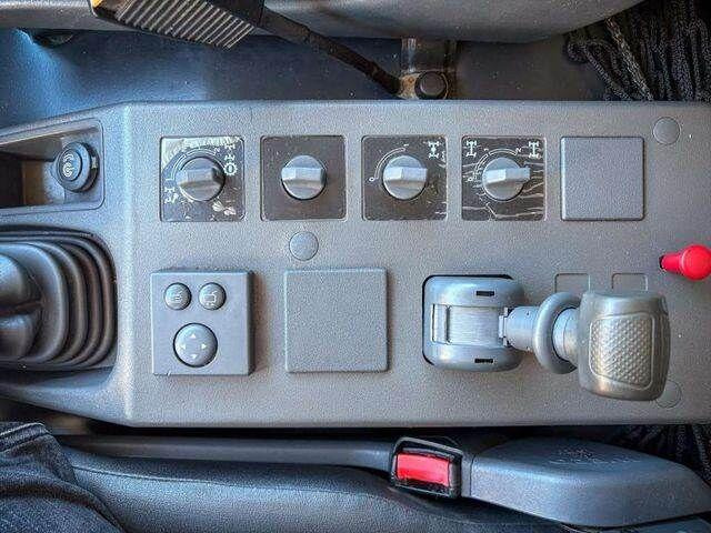 Шаси кабина, Камион с кран Iveco EUROCARGO 4x4 Offroad Camper Winde: снимка 13