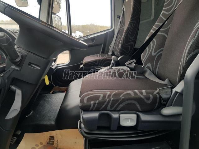 Iveco Eurocargo 180E28 - За превоз на животни камион: снимка 4 Iveco Eurocargo 180E28 - За превоз на животни камион: снимка 4