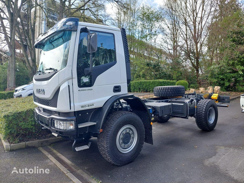 Iveco ML 150E24WS 4x4 - Шаси кабина: снимка 1 Iveco ML 150E24WS 4x4 - Шаси кабина: снимка 1