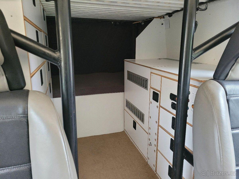 Лекотоварен автомобил фургон Iveco SCAM SMT 35. 3D 4x4 Off Road Van: снимка 14 Лекотоварен автомобил фургон Iveco SCAM SMT 35. 3D 4x4 Off Road Van: снимка 14
