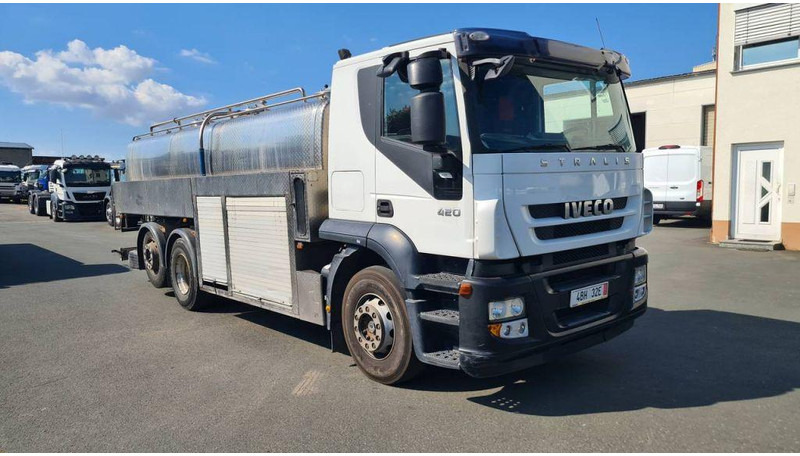 Iveco Stralis 420 6x2 16000 Liter - ohne Saug- und Mes - Камион цистерна: снимка 3 Iveco Stralis 420 6x2 16000 Liter - ohne Saug- und Mes - Камион цистерна: снимка 3
