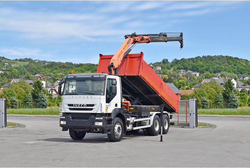 Iveco TRAKKER 360 * KIPPER 5,60 m * PK 15500 + FUNK * 6x4 - Самосвал камион, Камион с кран: снимка 2 Iveco TRAKKER 360 * KIPPER 5,60 m * PK 15500 + FUNK * 6x4 - Самосвал камион, Камион с кран: снимка 2