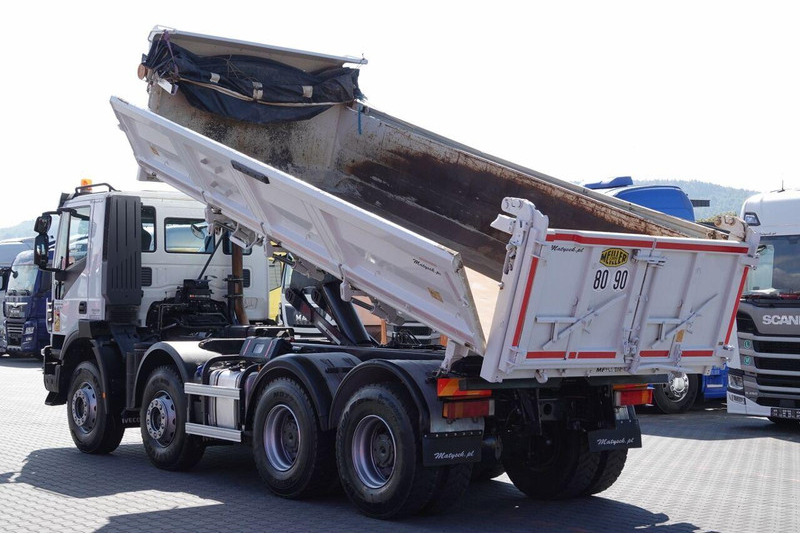 Iveco TRAKKER / 8x4 / WYWROTKA / HYDROBURTA / BORDMATIC / EURO 6 / ME - Самосвал камион: снимка 3 Iveco TRAKKER / 8x4 / WYWROTKA / HYDROBURTA / BORDMATIC / EURO 6 / ME - Самосвал камион: снимка 3