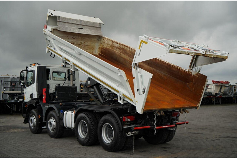 Iveco X-WAY 480 / 8X4 / WYWROTKA DWUSTRONNA / HYDROBURTA / HYDROKLAPA - Самосвал камион: снимка 4 Iveco X-WAY 480 / 8X4 / WYWROTKA DWUSTRONNA / HYDROBURTA / HYDROKLAPA - Самосвал камион: снимка 4