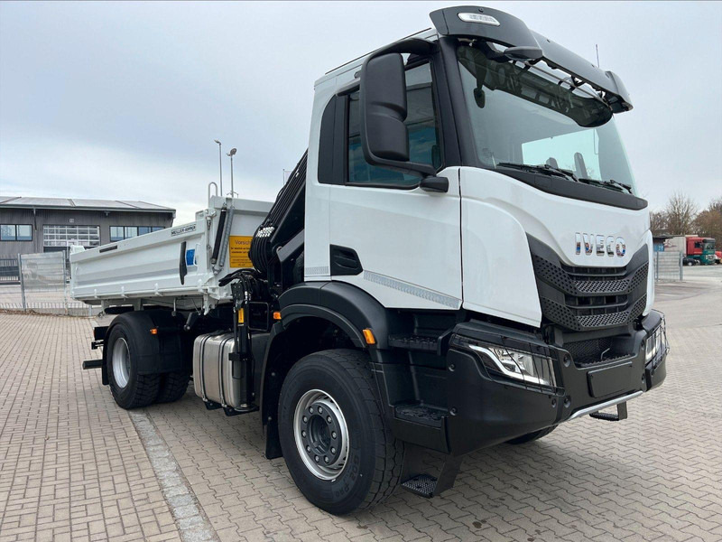 Iveco X-WAY AD200X36/P HR OFF 3 way tipper - Самосвал камион, Камион с кран: снимка 1 Iveco X-WAY AD200X36/P HR OFF 3 way tipper - Самосвал камион, Камион с кран: снимка 1