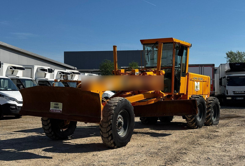 John Deere 770B - Грейдер: снимка 3 John Deere 770B - Грейдер: снимка 3