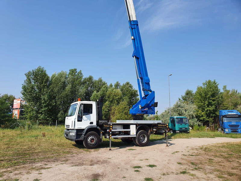 Iveco Eurocargo ML 180 E 24 - Bizocchi KJF 320 lifting basket 32 m - Камион, Камион с кран: снимка 2 Iveco Eurocargo ML 180 E 24 - Bizocchi KJF 320 lifting basket 32 m - Камион, Камион с кран: снимка 2