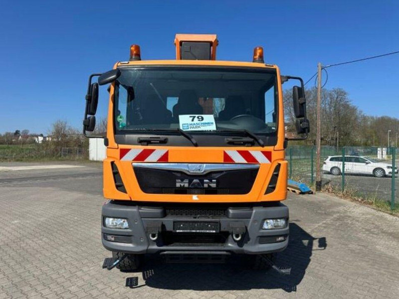 MAN TGM 15.250 4x4 Lifting basket - Ruthmann T300.1 30 m - Камион, Камион с кран: снимка 3 MAN TGM 15.250 4x4 Lifting basket - Ruthmann T300.1 30 m - Камион, Камион с кран: снимка 3