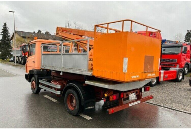 Mercedes-Benz 709 Bucket truck Wumag 14 m - Камион, Камион с кран: снимка 3 Mercedes-Benz 709 Bucket truck Wumag 14 m - Камион, Камион с кран: снимка 3