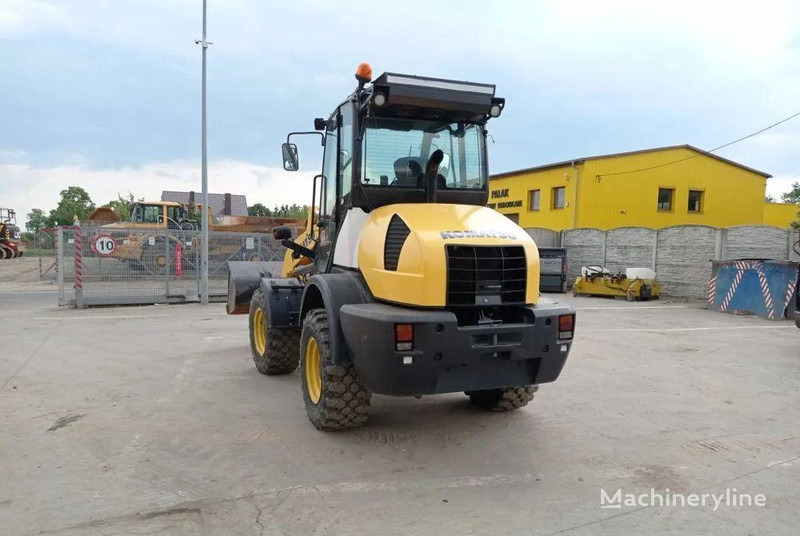 Komatsu WA 90-6 wheel loader - Колесен товарач: снимка 3 Komatsu WA 90-6 wheel loader - Колесен товарач: снимка 3