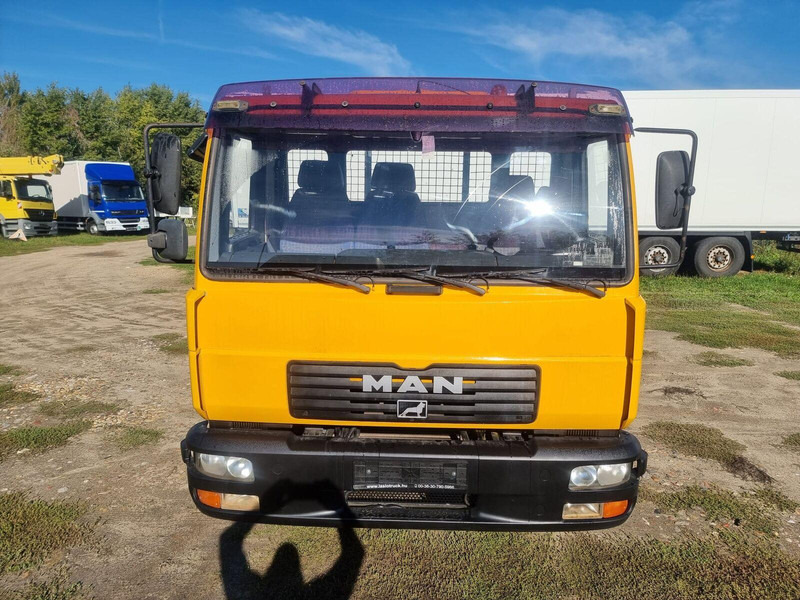 MAN LE 8.180 Meiller Kipper Three-Sided Tipper - 3 old. billencs - T - Самосвал камион: снимка 5 MAN LE 8.180 Meiller Kipper Three-Sided Tipper - 3 old. billencs - T - Самосвал камион: снимка 5