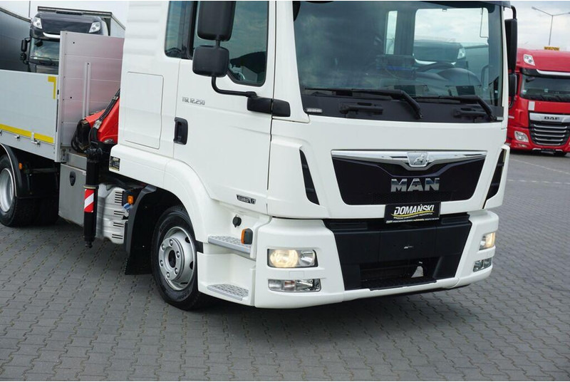 Бордови камион, Камион с кран MAN TGL / 12.250 / SKRZYNIOWY + HDS / FASSI F 65 / PILOT: снимка 19 Бордови камион, Камион с кран MAN TGL / 12.250 / SKRZYNIOWY + HDS / FASSI F 65 / PILOT: снимка 19