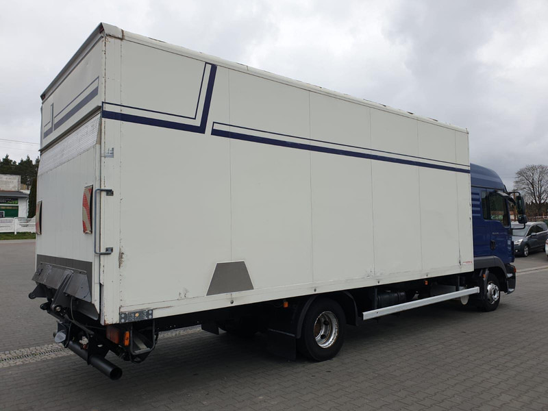 MAN TGL 8.220 EURO 5 CONTAINER+LIFT - Камион фургон: снимка 4 MAN TGL 8.220 EURO 5 CONTAINER+LIFT - Камион фургон: снимка 4