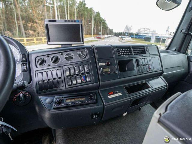 Бордови камион, Камион с кран MAN TGM 13.290 4x4 FASSI F40B22 Crane Camper DOKA: снимка 15