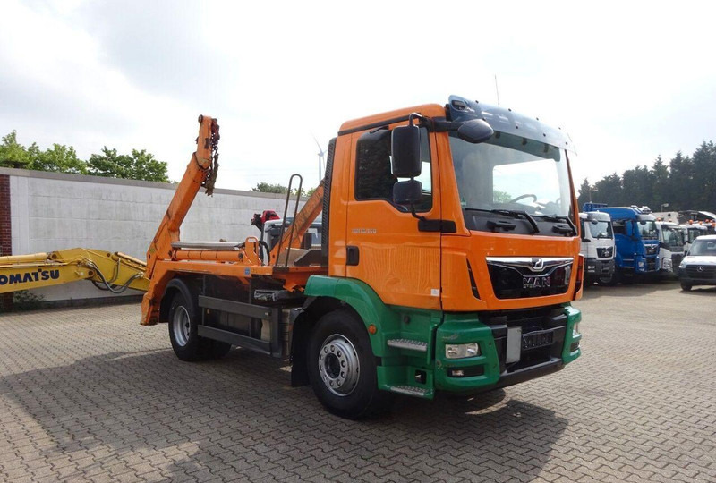 MAN TGM 18.340 Skip loader - Мултилифт за контейнери камион: снимка 5 MAN TGM 18.340 Skip loader - Мултилифт за контейнери камион: снимка 5