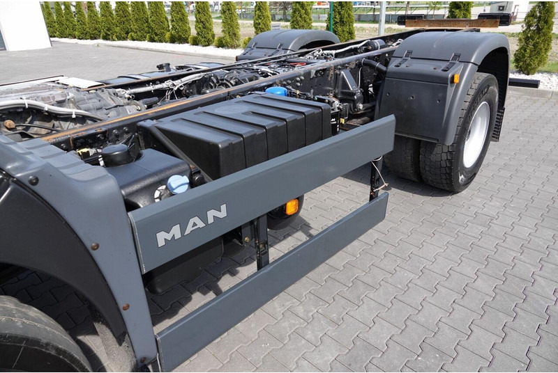 Шаси кабина MAN TGS 18.420 / 4X4 / RAMA DŁ. 5,6 M / NAVI / DO ZABUDOWY / SPROWA: снимка 15 Шаси кабина MAN TGS 18.420 / 4X4 / RAMA DŁ. 5,6 M / NAVI / DO ZABUDOWY / SPROWA: снимка 15