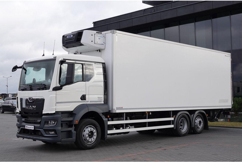 MAN TGS 26.360 / 6x2 / CHŁODNIA -8,2 M / AGREGAT CARRIER SUPRA 850 / - Рефрижератор камион: снимка 4 MAN TGS 26.360 / 6x2 / CHŁODNIA -8,2 M / AGREGAT CARRIER SUPRA 850 / - Рефрижератор камион: снимка 4